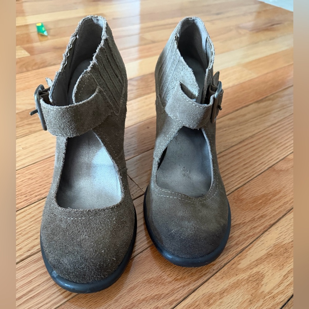 MIA Tan Suede Heeled Shoes